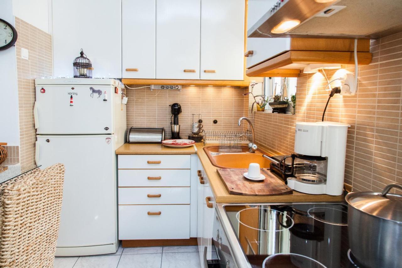 Amazing Apartment With View! Pireus Eksteriør bilde