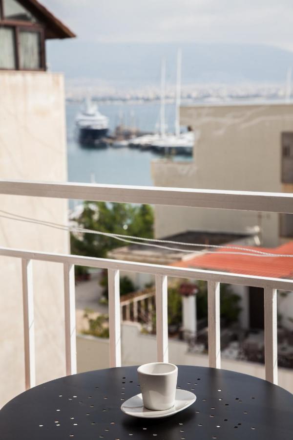 Amazing Apartment With View! Pireus Eksteriør bilde